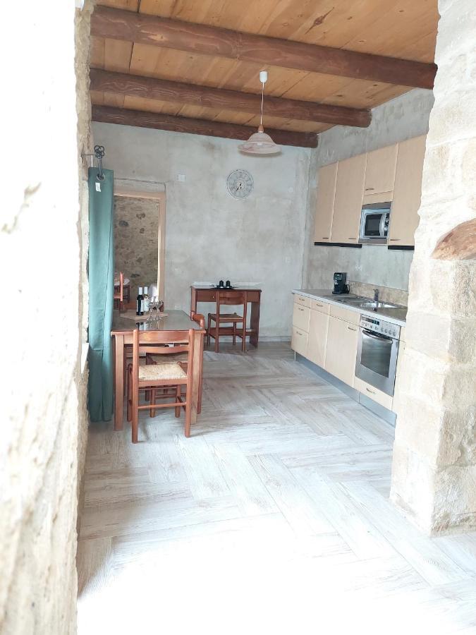 Petrakis Cretan Homes Kissamos Exterior photo