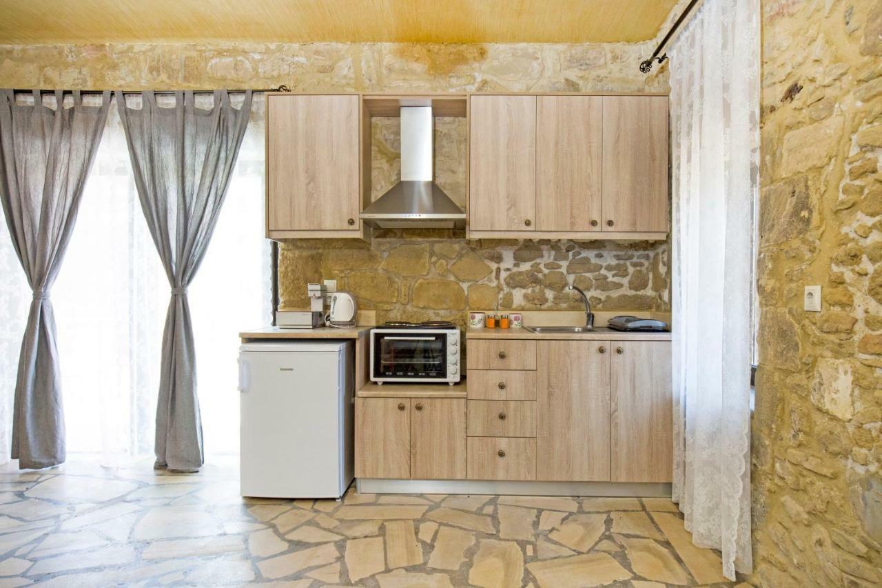 Petrakis Cretan Homes Kissamos Exterior photo